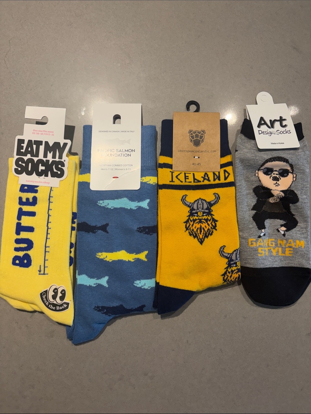 Set of 4 funky socks/Iceland Viking Yellow Crew Socks - Unbranded